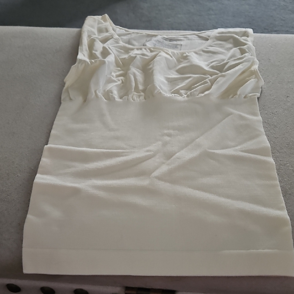 Elegant Cream Graduated Compression Shaper Top